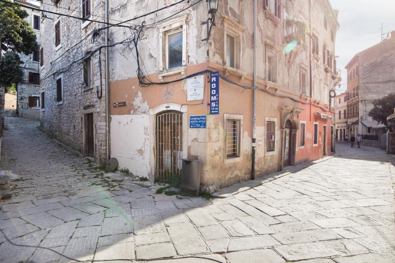 Kandlers Street Apartment Pula Bagian luar foto
