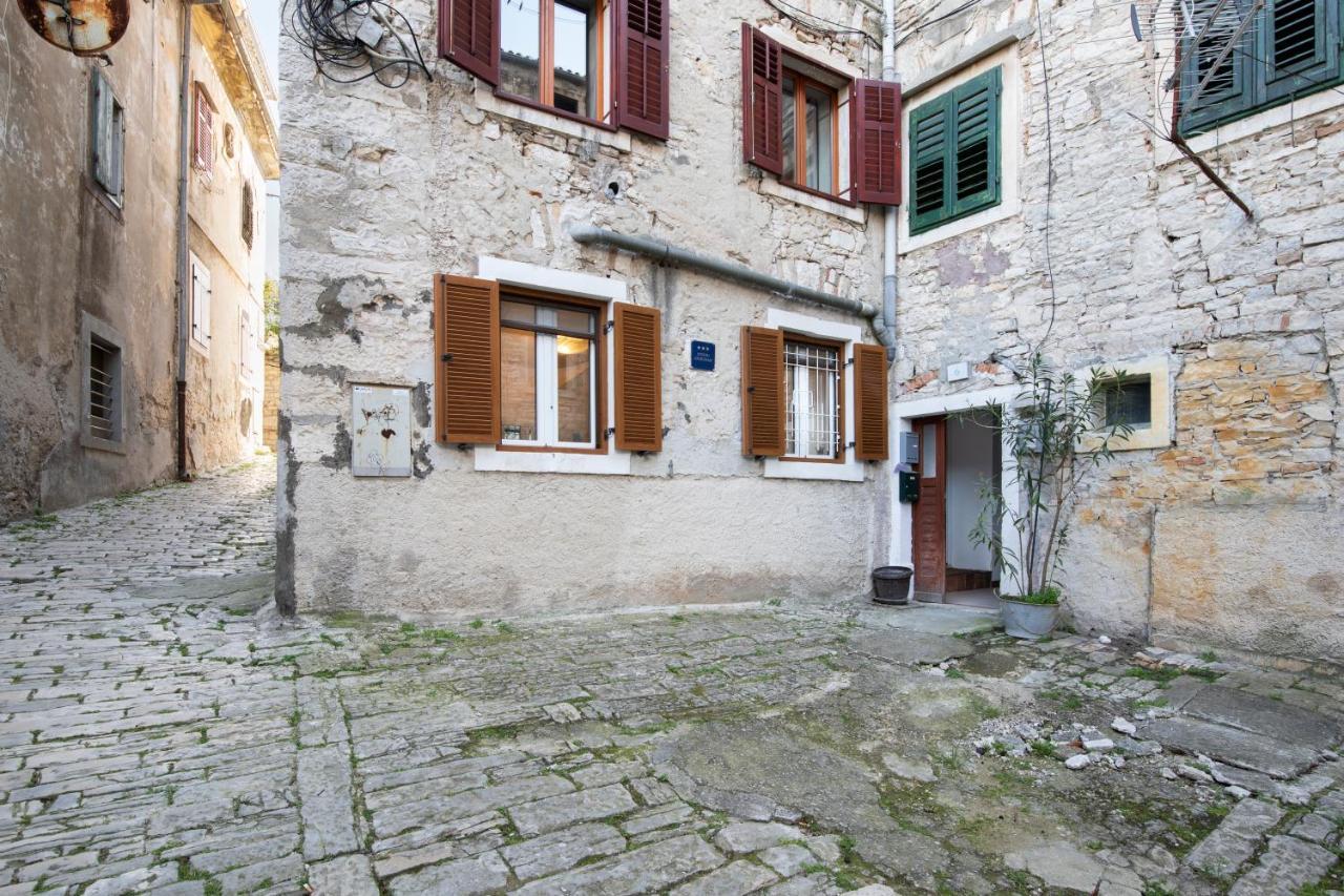 Kandlers Street Apartment Pula Bagian luar foto